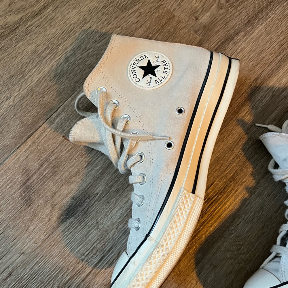 Suede Converse Chuck Taylor White High-Tops